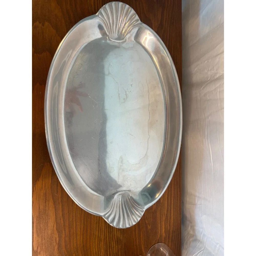 Wilton Armetale RWP Pewter Oval Serving Platter Shell Handles 16.5 x 10.5 Silver